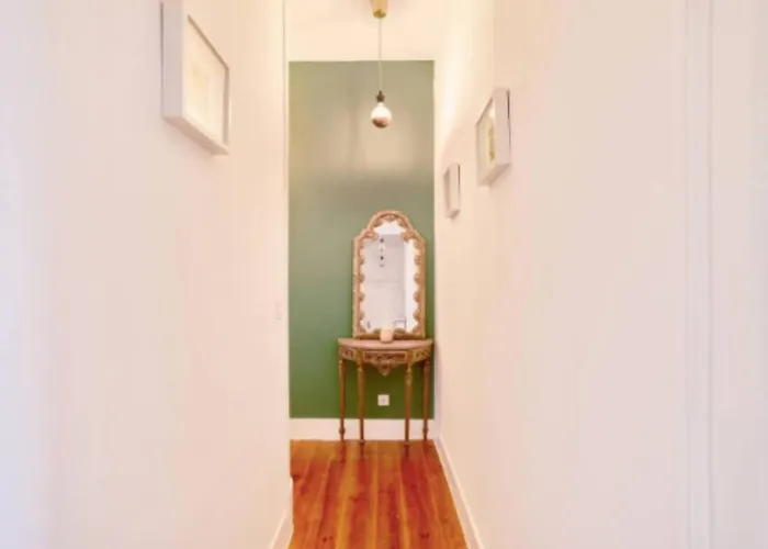 Entire Flat Great View Alcantara *