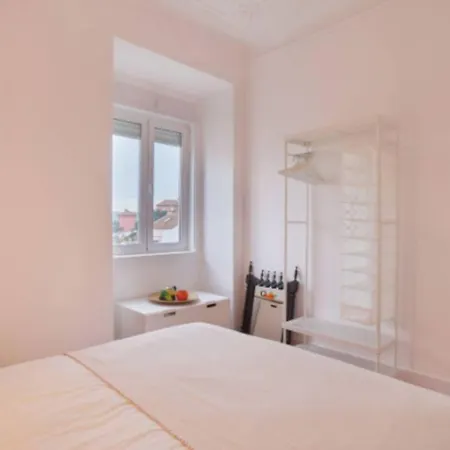 Lägenhet Entire Flat Great View Alcantara *