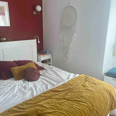 Апартаменты Entire Flat Great View Alcantara *